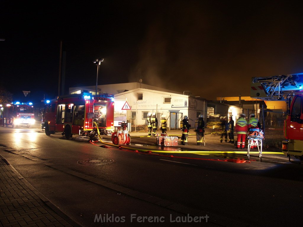 Feuer Waescherei Koeln Porz Hansestr   P07.JPG